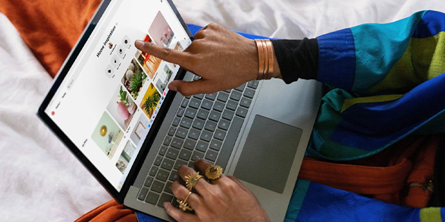 Microsoft Surface Store Revamp   Tile Laptop5 Touch