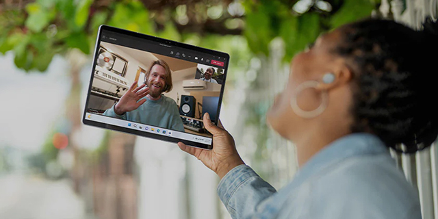 Microsoft Surface Store Revamp   Tile Pro9chat