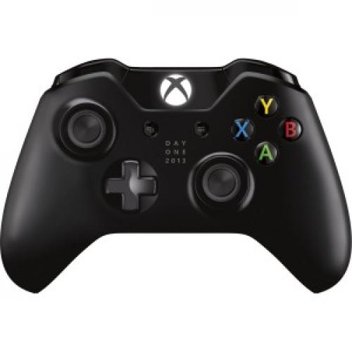 Microsoft Xbox One S Minecraft Favorites Bundle (500GB) + Xbox One Wireless Controller Black 