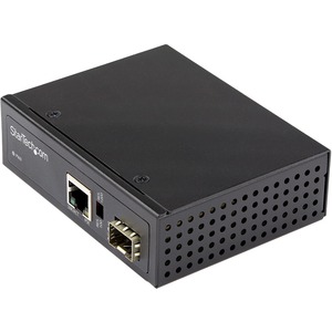 StarTech.com PoE+ Industrial Fiber to Ethernet Media Converter 60W