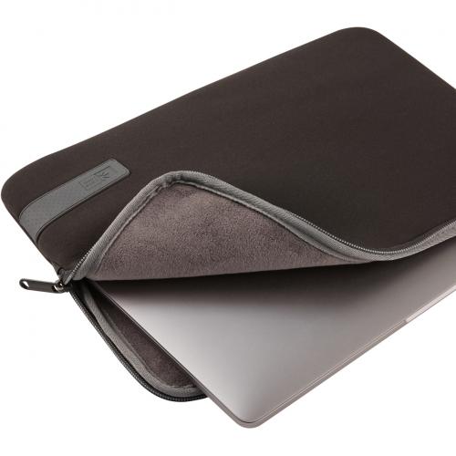 Case Logic Reflect REFMB 113 Carrying Case (Sleeve) For 13" MacBook Pro   Black Alternate-Image1/500