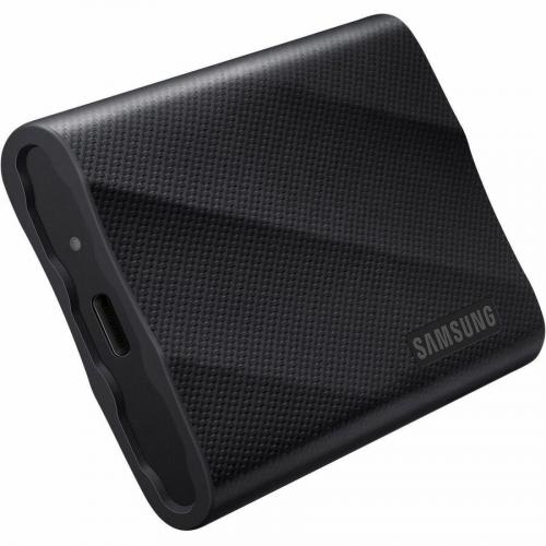 Samsung T9 2 TB Portable Solid State Drive   External   Black Alternate-Image1/500