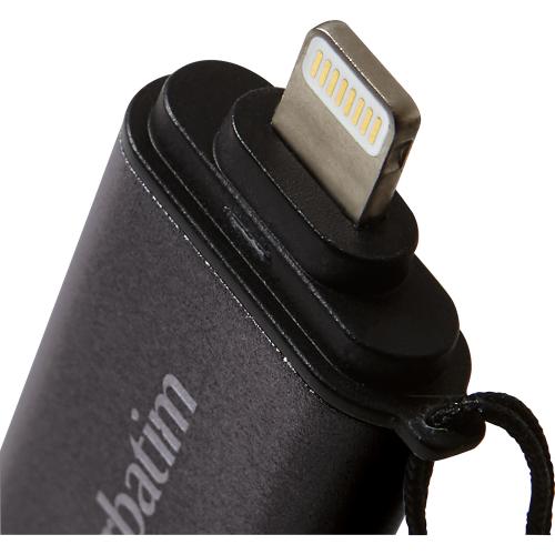 32GB Store 'n' Go Dual USB 3.2 Gen 1 Flash Drive For Apple Lightning Devices   Graphite Alternate-Image2/500