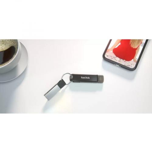 SanDisk IXpand&trade; Flash Drive Luxe   128GB Alternate-Image2/500