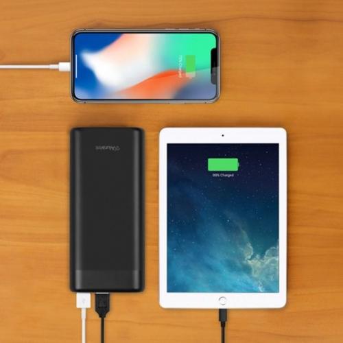 Aluratek 20,000mAh 65W Fast Charge PD Power Bank With USB Type C Alternate-Image2/500
