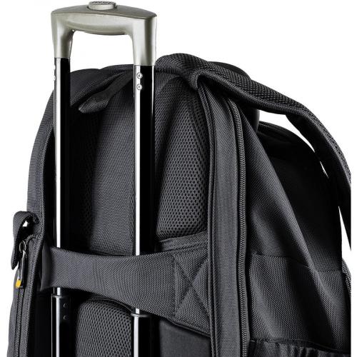 StarTech.com 17.3" Laptop Backpack W/ Removable Accessory Case, Professional IT Tech Backpack For Work/Travel/Commute, Nylon Computer Bag Alternate-Image2/500