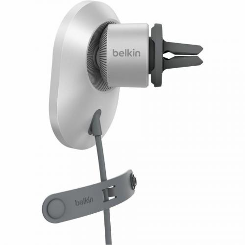 Belkin BoostCharge Pro Wireless Car Charger With Official MagSafe Charging 15W Alternate-Image2/500