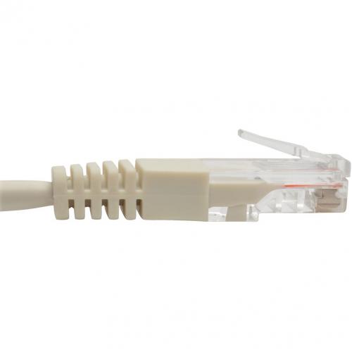 Eaton Tripp Lite Series Cat5e 350 MHz Molded (UTP) Ethernet Cable (RJ45 M/M), PoE   White, 5 Ft. (1.52 M) Alternate-Image3/500