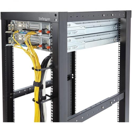 StarTech.com 1U Vertical Server Rack Cable Management D Ring Hook   2.2x3.9in (5.7x10cm) Alternate-Image3/500