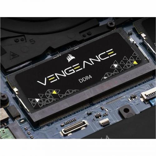 Corsair Vengeance 64GB (2x32GB) DDR4 SDRAM Memory Kit Alternate-Image3/500