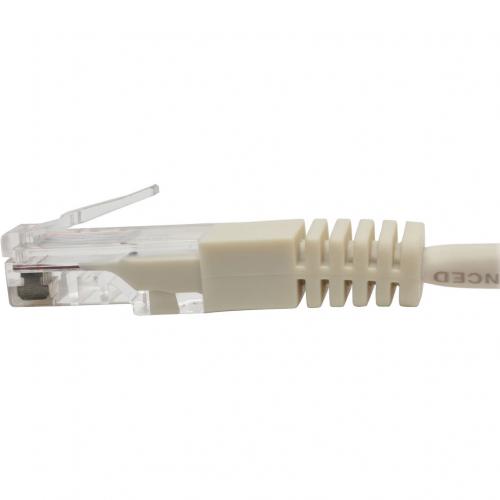 Eaton Tripp Lite Series Cat5e 350 MHz Molded (UTP) Ethernet Cable (RJ45 M/M), PoE   White, 14 Ft. (4.27 M) Alternate-Image4/500
