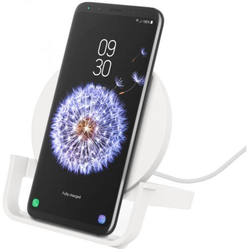 Belkin BOOST&uarr;CHARGE Wireless Charging Stand 10W Alternate-Image4/500
