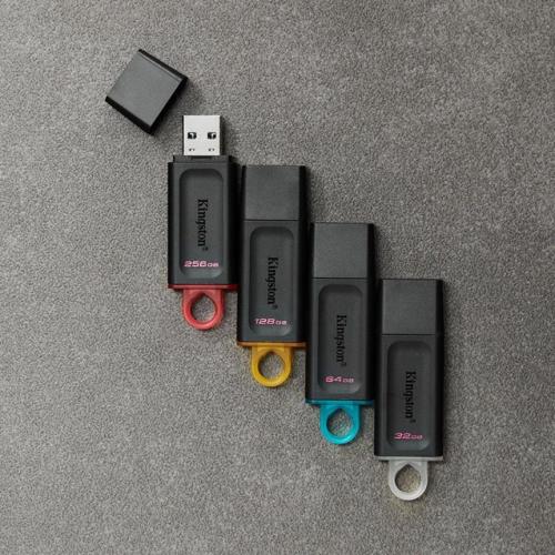 Kingston DataTraveler Exodia 256GB USB 3.2 (Gen 1) Flash Drive Alternate-Image4/500