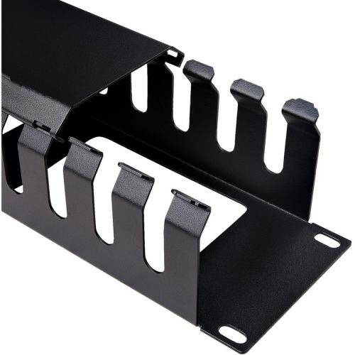 StarTech.com 2U Horizontal Finger Duct Rack Cable Management Panel With Cover Alternate-Image4/500
