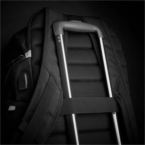 CODi Ferretti Pro Carrying Case (Backpack) For 17.3" Notebook, Tablet, Water Bottle   Black Alternate-Image4/500