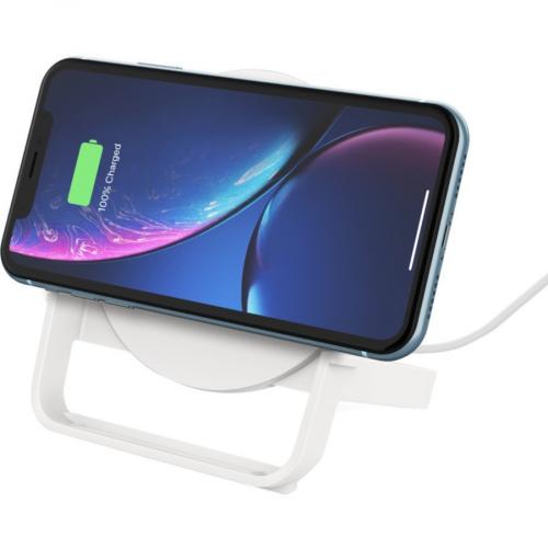 Belkin BOOST&uarr;CHARGE Wireless Charging Stand 10W Alternate-Image5/500