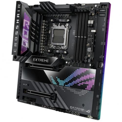 Asus ROG Crosshair X670E EXTREME Gaming Desktop Motherboard   AMD X670 Chipset   Socket AM5   Extended ATX Alternate-Image5/500