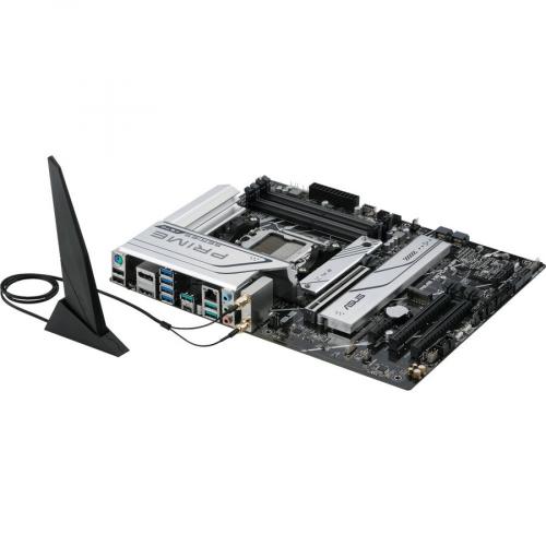 Asus Prime X670 P WIFI Desktop Motherboard   AMD X670 Chipset   Socket AM5   ATX Alternate-Image6/500