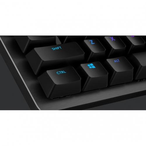 Logitech G512 CARBON LIGHTSYNC RGB Mechanical Gaming Keyboard With GX Brown Switches And USB Passthrough (Tactile) Alternate-Image7/500