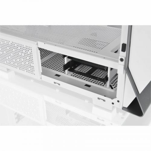 Thermaltake Ceres 500 TG ARGB Snow Mid Tower Chassis Alternate-Image7/500