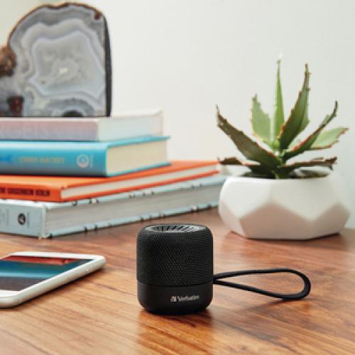 Verbatim Portable Bluetooth Speaker System   Black Life-Style/500