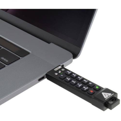 Apricorn Aegis Secure Key 3NXC 16GB USB 3.2 (Gen 1) Type C Flash Drive Life-Style/500