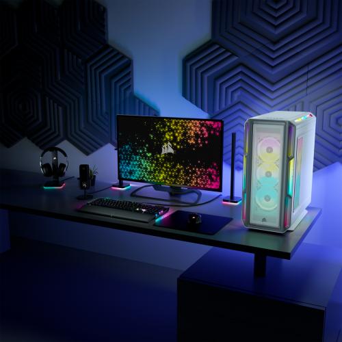 Corsair ICUE 5000T RGB Tempered Glass Mid Tower ATX PC Case   White Life-Style/500