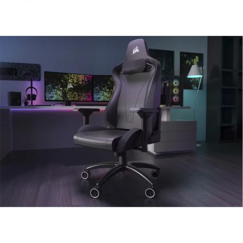 Corsair TC200 Gaming Chair   Plush Leatherette   Black/Black Life-Style/500