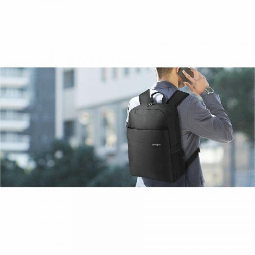 Kensington Simply Portable Lite Carrying Case (Backpack) For 16" Notebook, Accessories   Black Life-Style/500